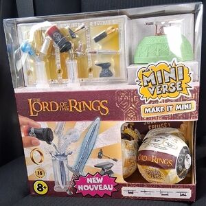Miniverse Lord of the Rings Display Box With 3 Balls. New.